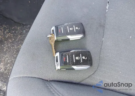 2021 Ram 1500 Big Horn 4X4 6'4 Box from USA, damaged, VIN 1C6SRFBT7MN809441